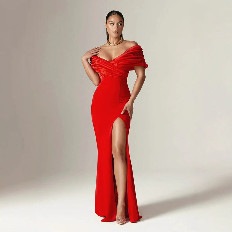 Gracefully Styled Dress for Any Occasion