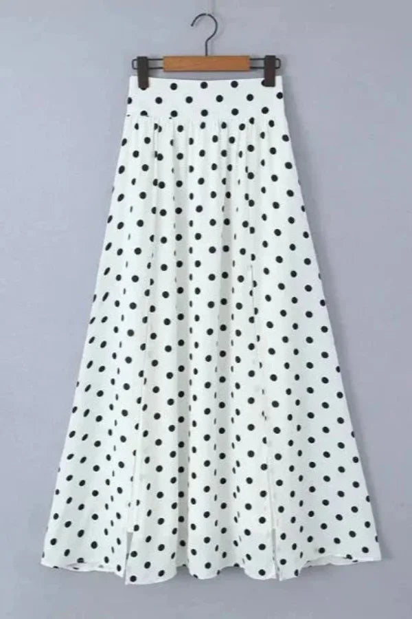 Gracefully Styled Garment for Any Occasion