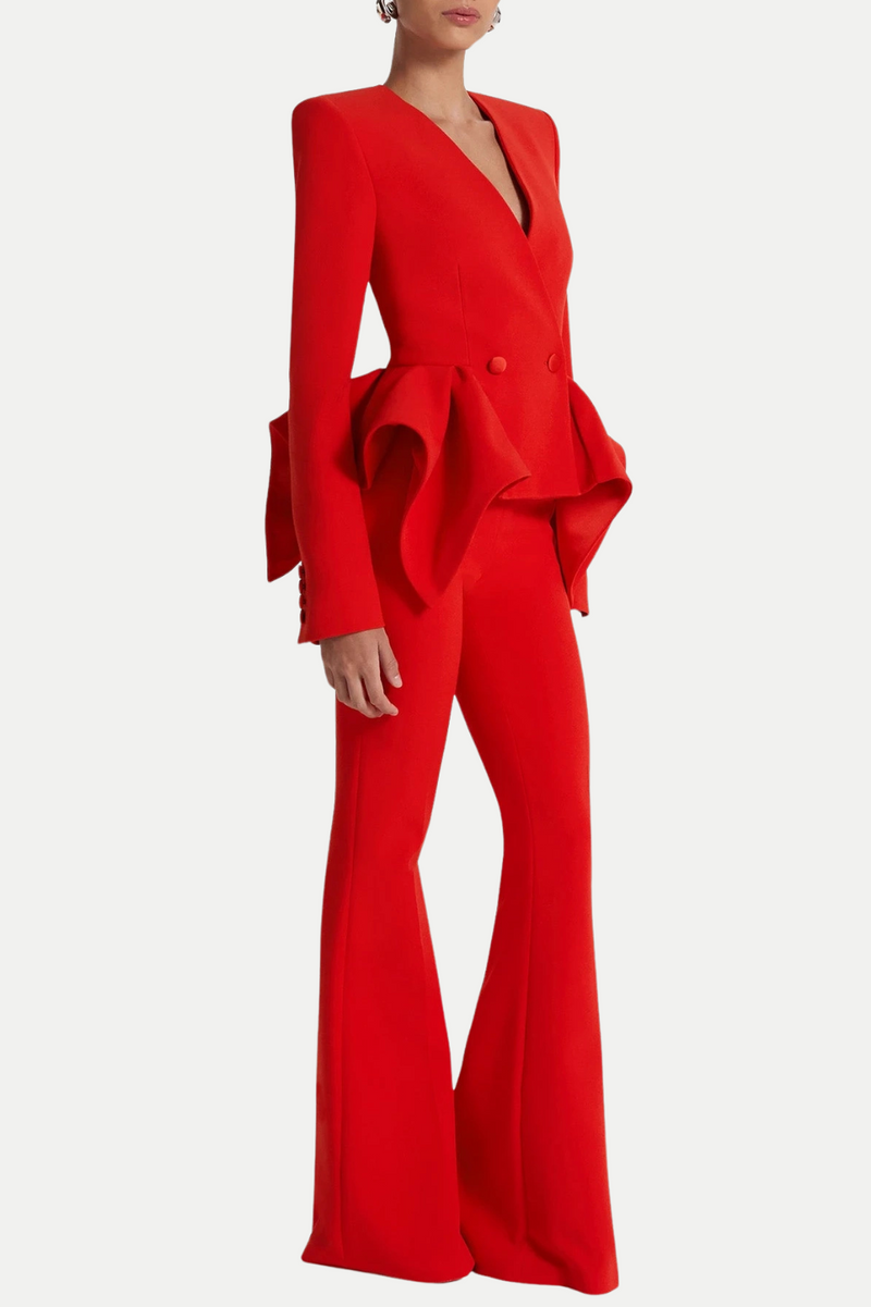 Beautifully Finished Garment in a Timeless Design