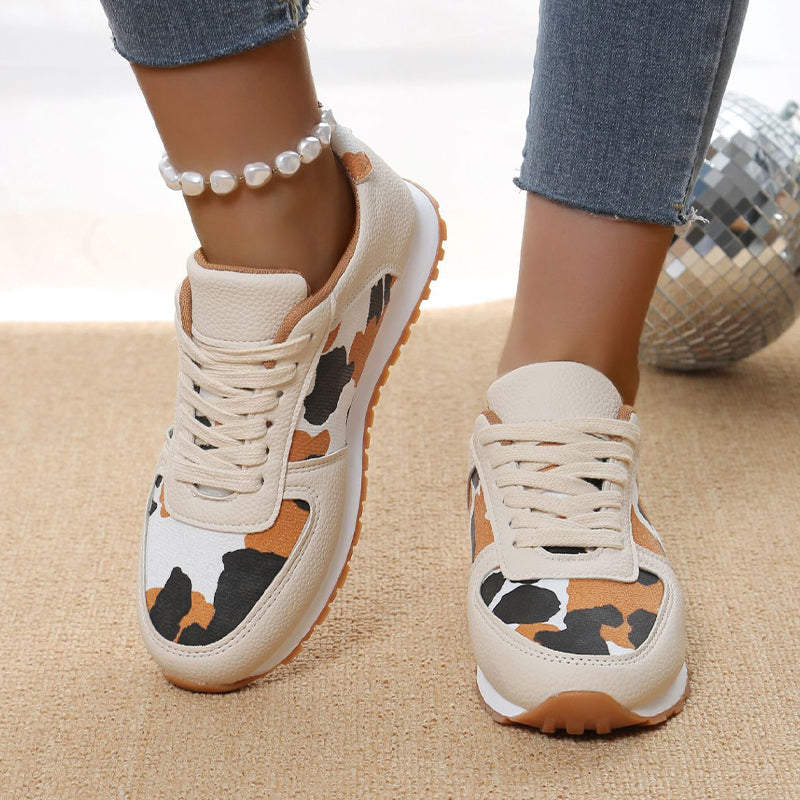 Well Tailored Shoes with a Graceful Silhouette