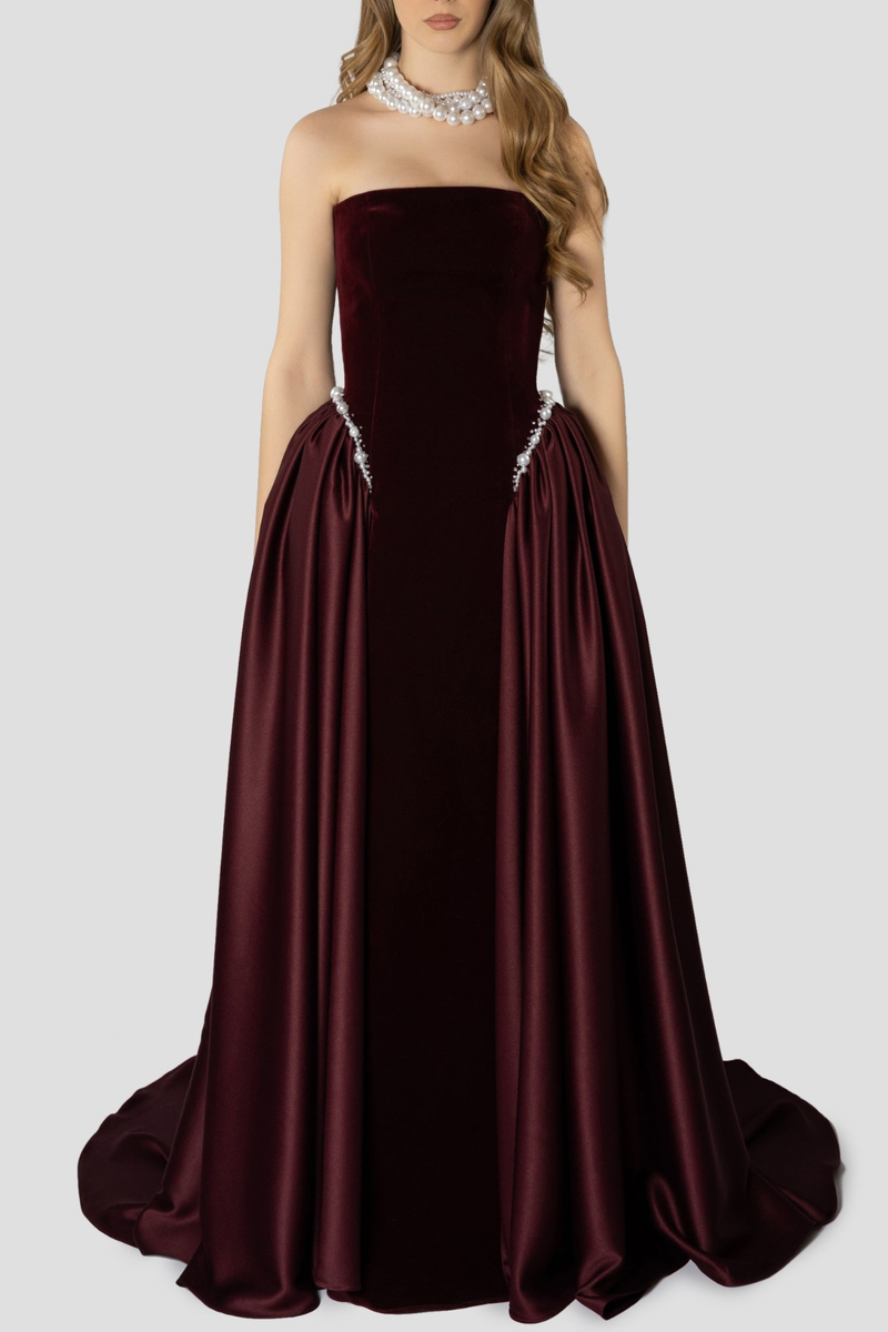 Classic Vintage & Enduringly Stylish Dress
