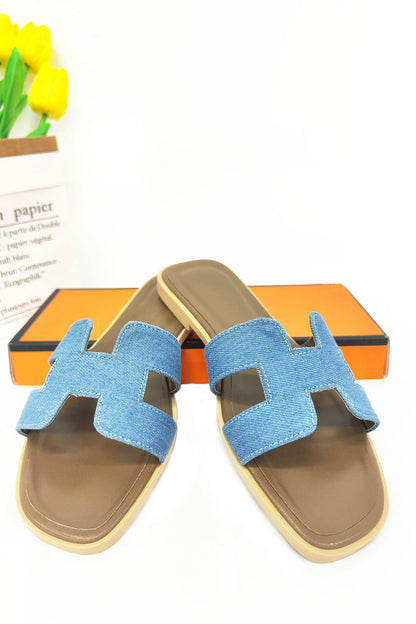 Elegantly Styled Sandals for Everyday Wear