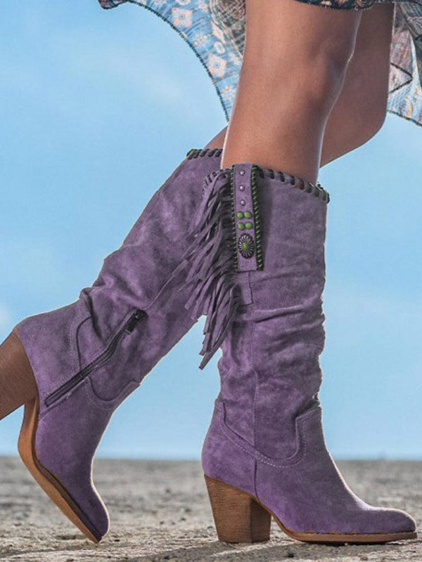 Well Tailored Boots with a Graceful Silhouette