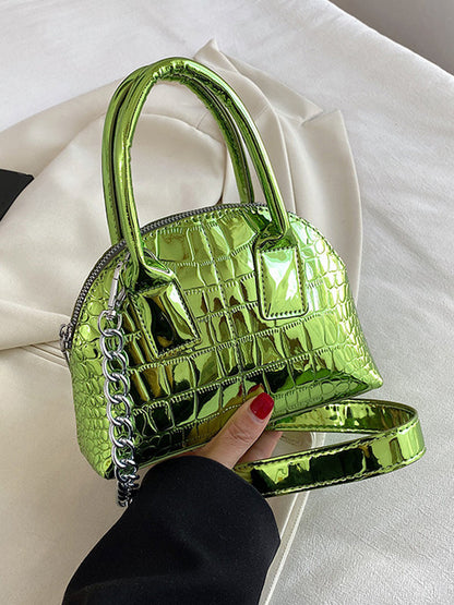 Beautifully Crafted Bag in a Classic Style