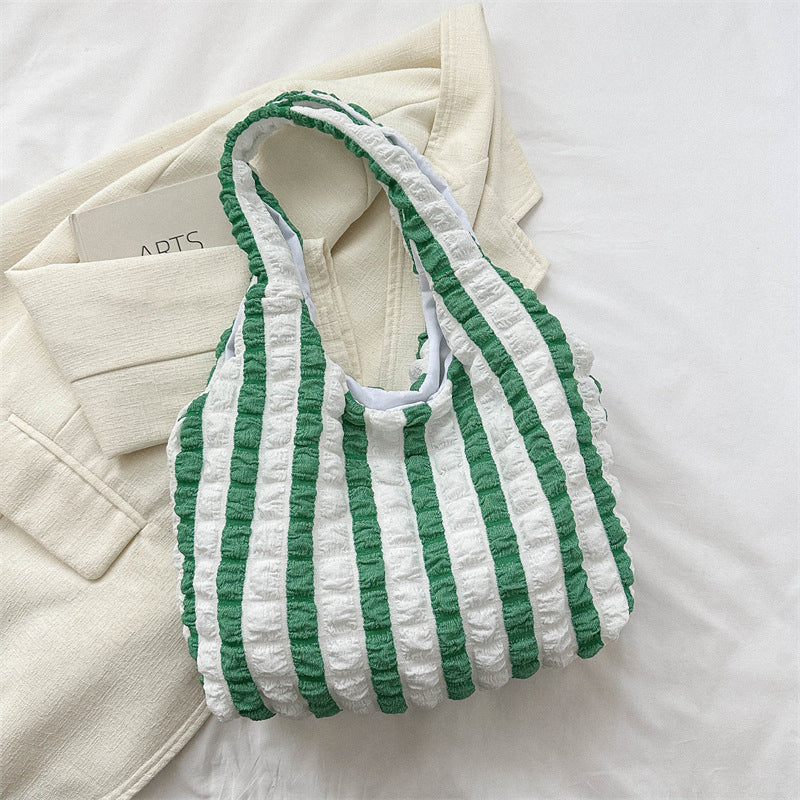 Sophisticated Bag with a Clean Classic Look