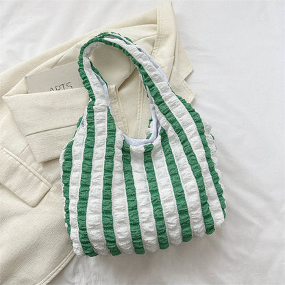 Sophisticated Bag with a Clean Classic Look