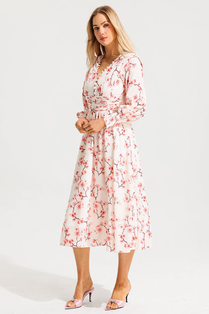 Sophisticated Dress with a Clean Classic Look