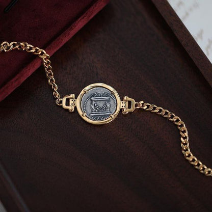 Polished Garment with an Effortless Classic Look
