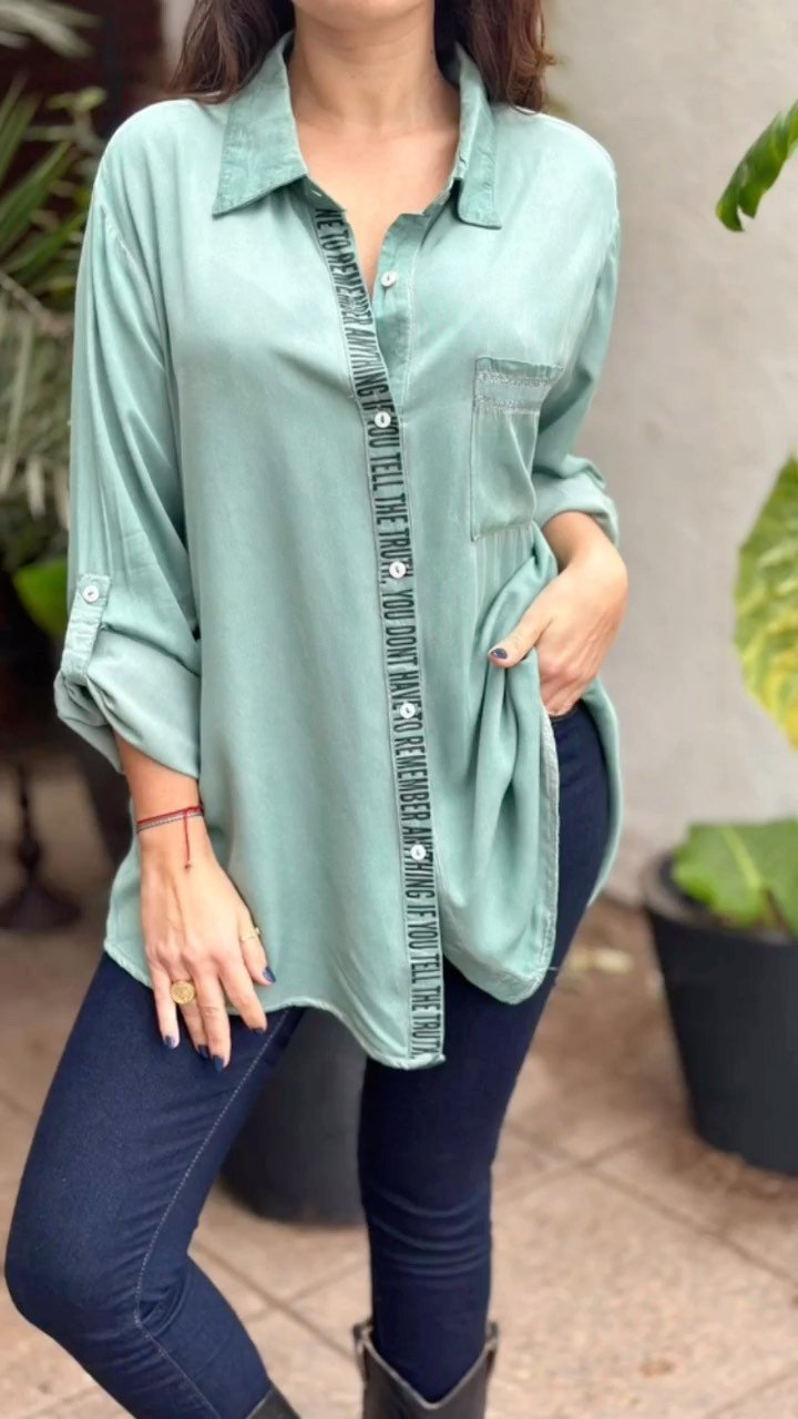 Well Tailored Shirt with a Graceful Silhouette