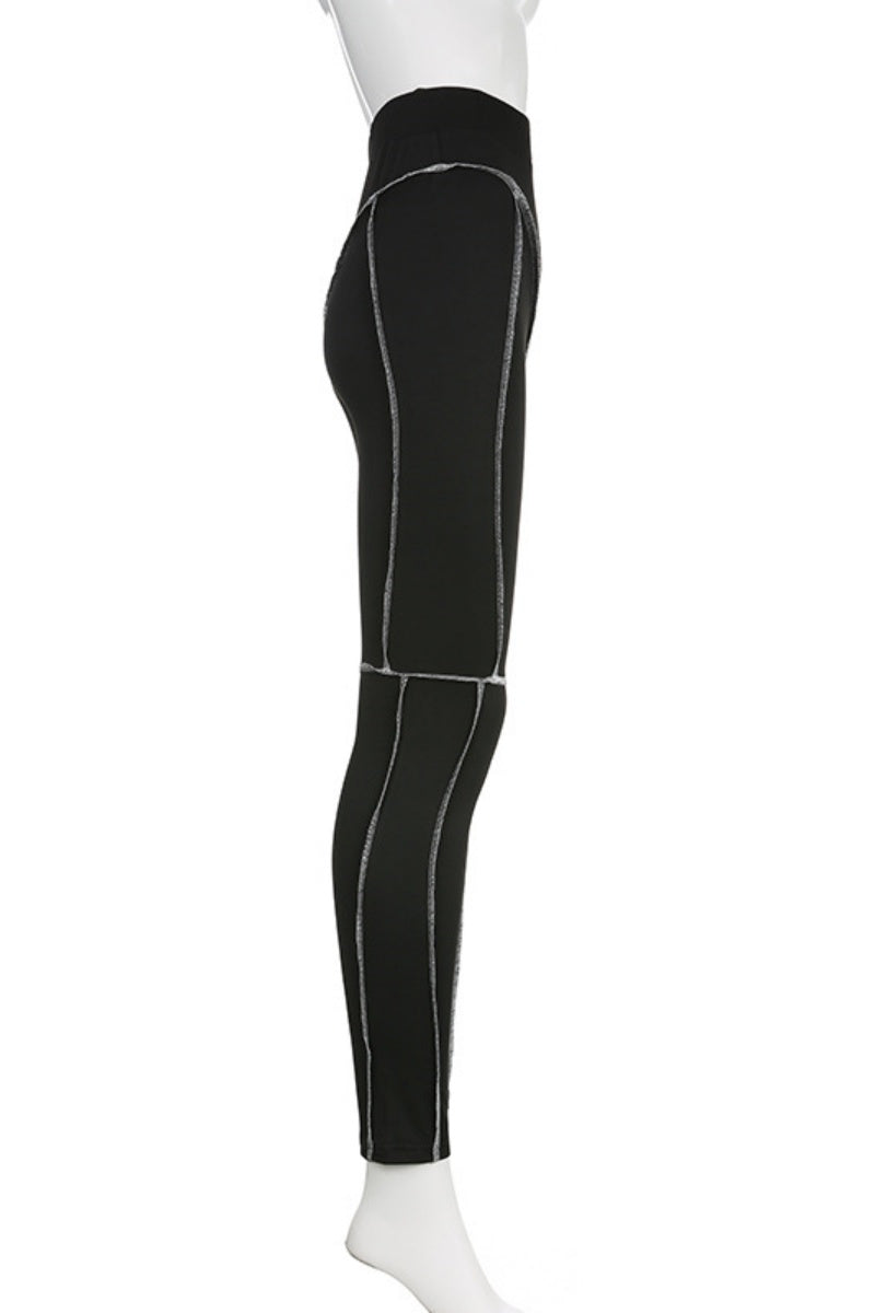 Effortlessly Elegant Trousers with a Timeless Design