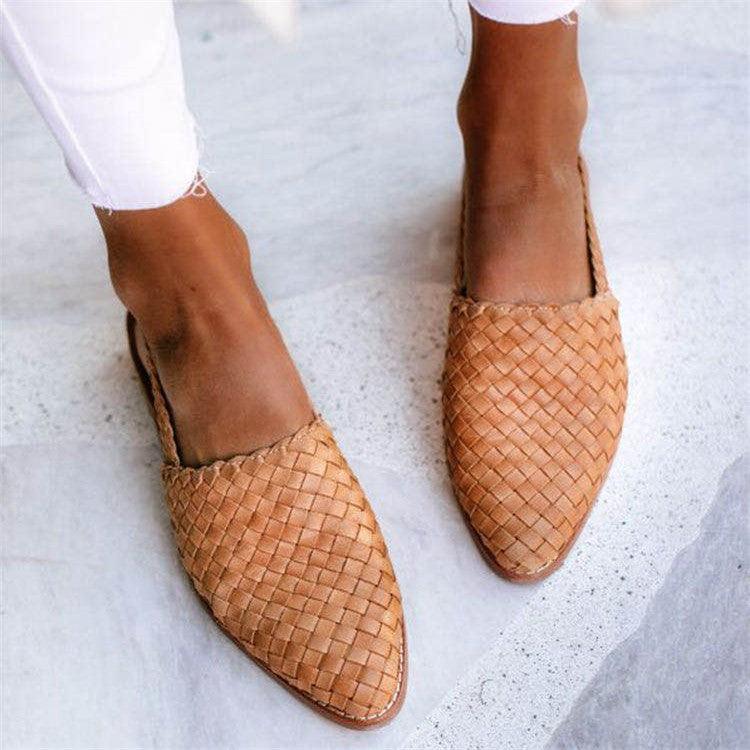 Classic Vintage Sandals with a Flattering Fit