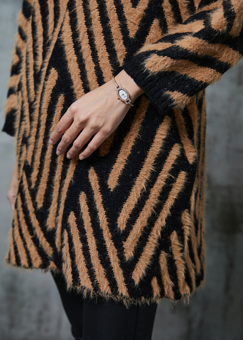 Elegantly Styled Sweater for Everyday Wear