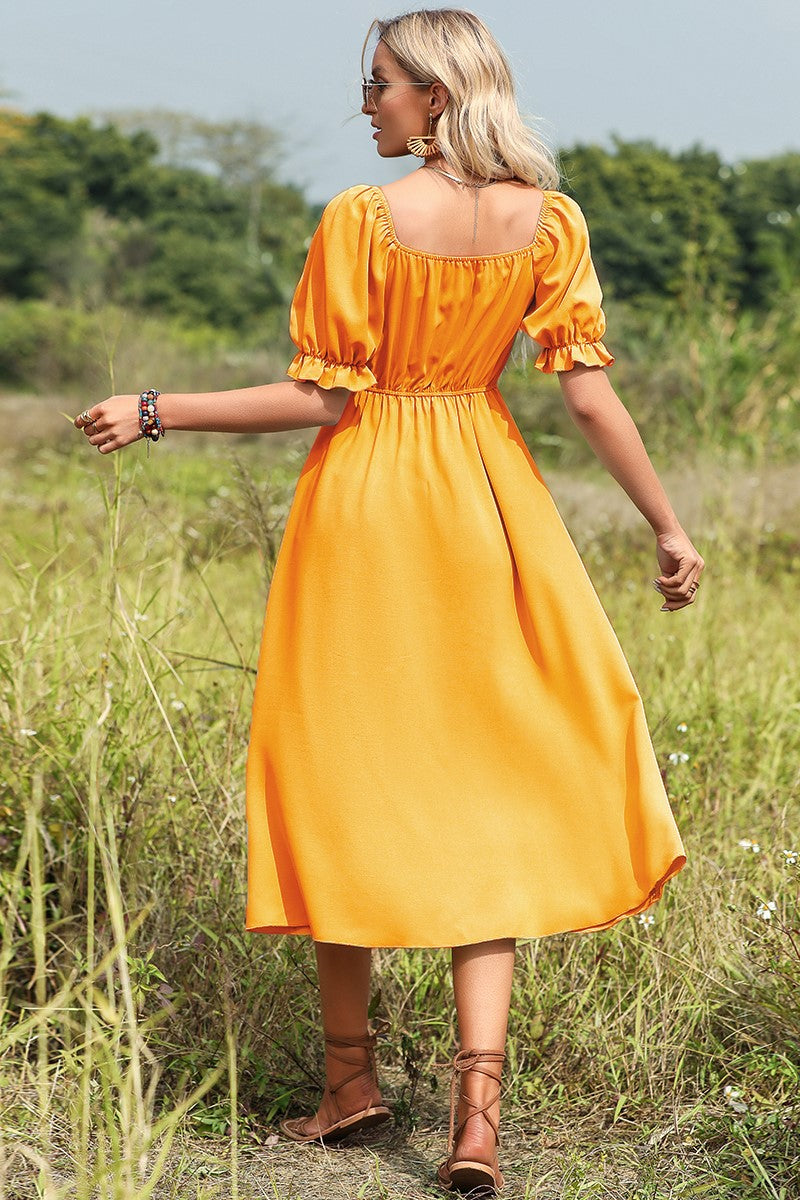 Well Tailored Dress with a Graceful Silhouette