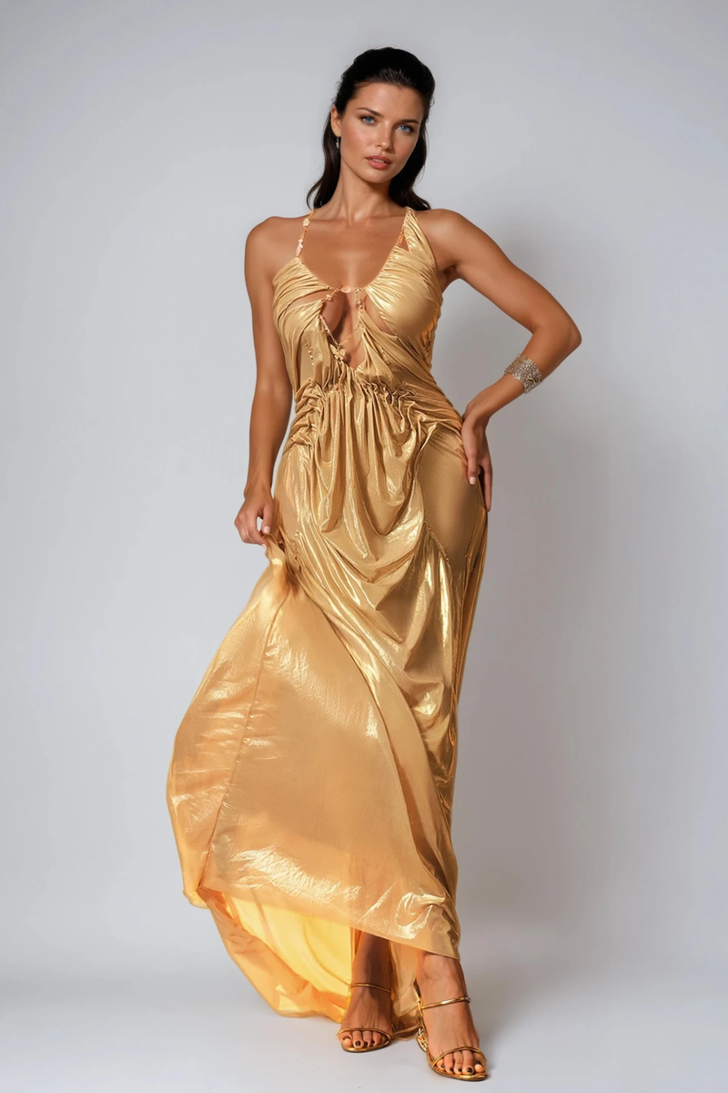 Classic Gold Chain with Timeless Appeal