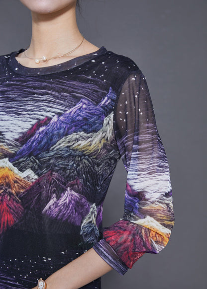 Well Tailored Top with a Graceful Silhouette
