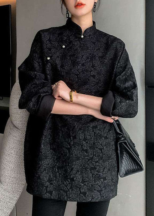 Gracefully Styled Coat for Any Occasion