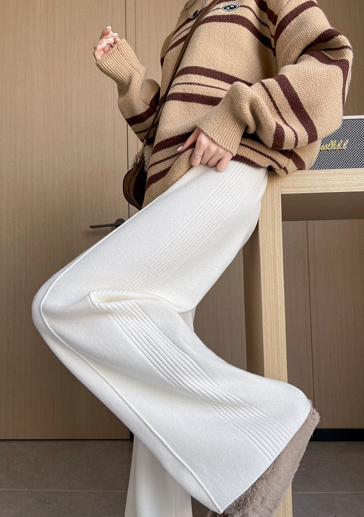 A Vintage Style Pants with Delicate Timeless Details