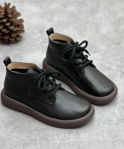 Beautifully Finished Boots in a Timeless Design