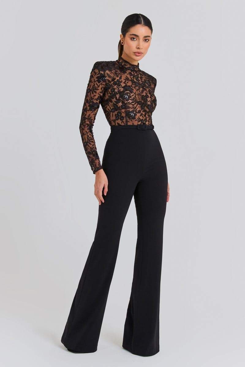 Sophisticated Garment with a Clean Classic Look