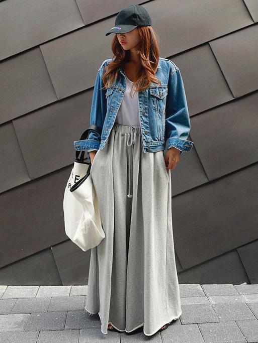 Classic Vintage Pants with a Flattering Fit