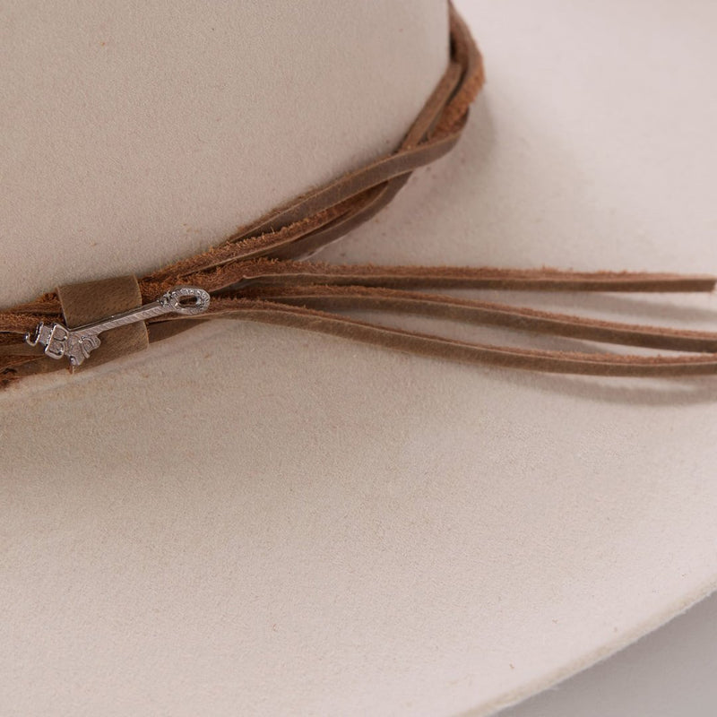 Classic Vintage & Enduringly Stylish Garment