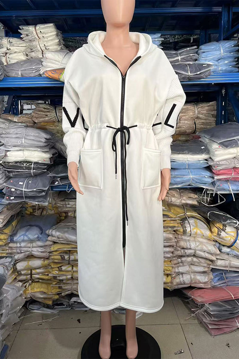 Sophisticated Garment with a Clean Classic Look