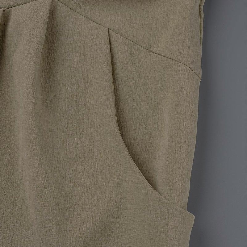 Gracefully Styled Garment for Any Occasion