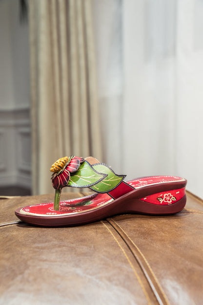 Effortlessly Elegant Sandals with a Timeless Design