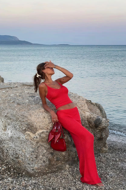 Gracefully Styled Garment for Any Occasion