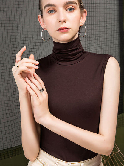 Effortlessly Elegant Top with a Timeless Design