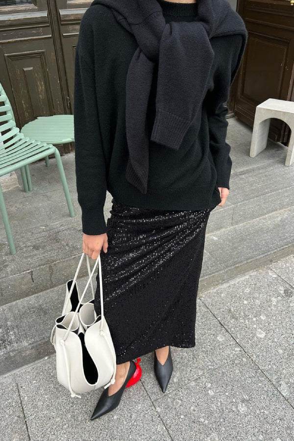 Sophisticated Garment with a Clean Classic Look