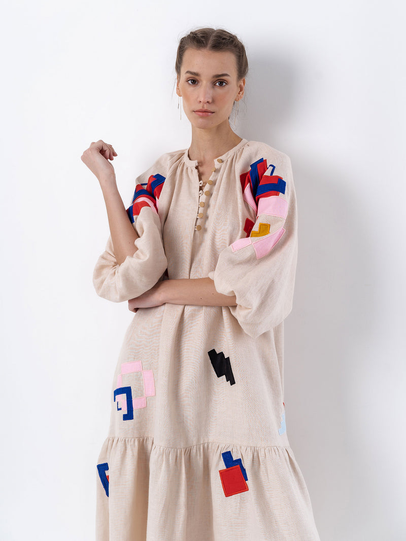 Effortlessly Elegant Dress with a Timeless Design