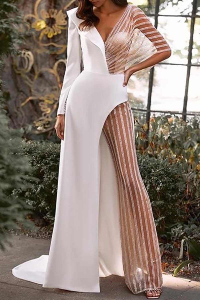 Gracefully Styled Garment for Any Occasion