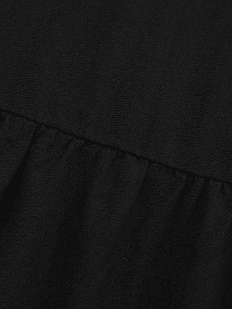 Beautifully Finished Garment in a Timeless Design