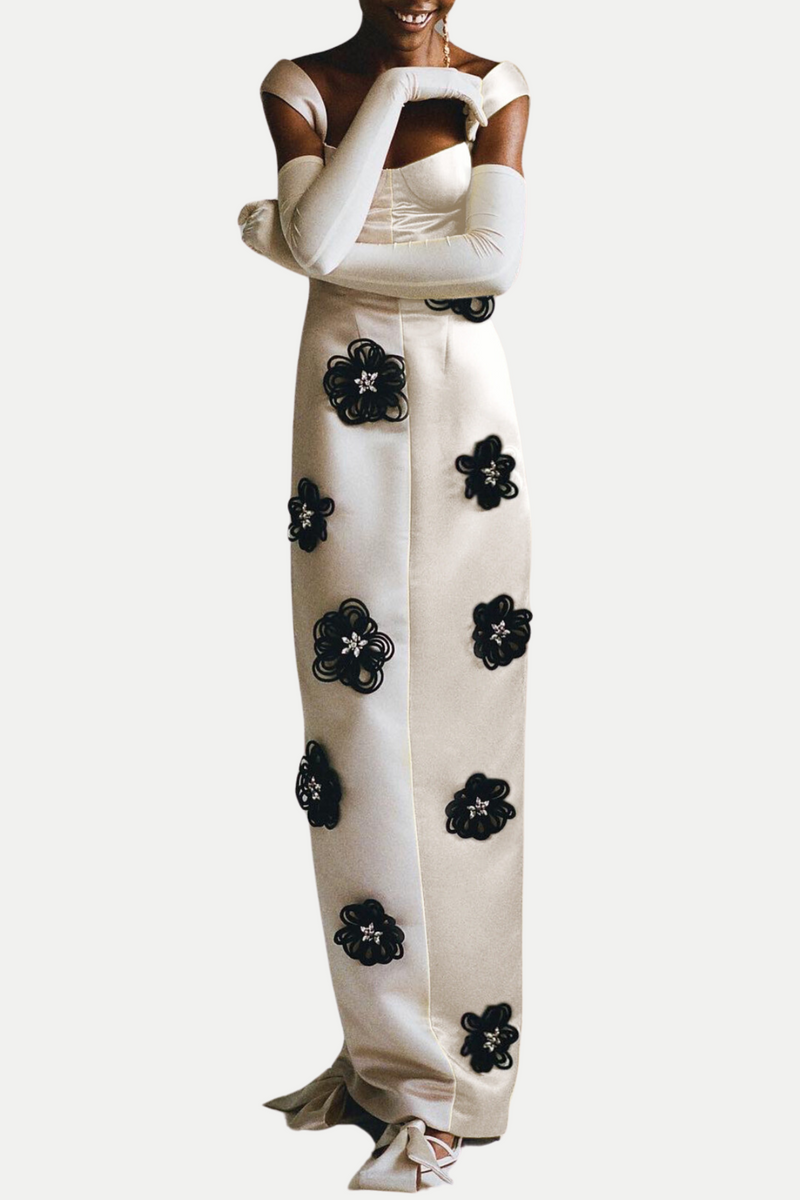 Beautifully Crafted Dress in a Classic Style