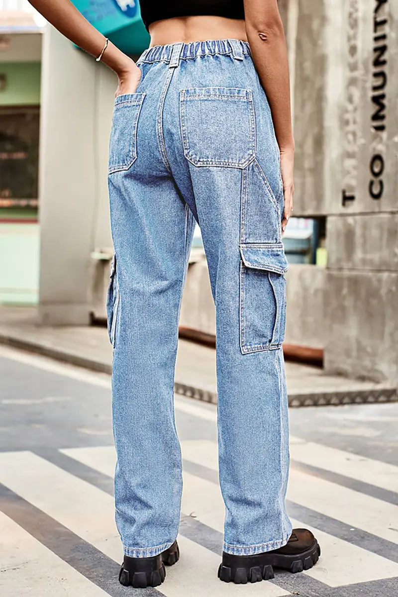 Effortlessly Elegant Trousers with a Timeless Design