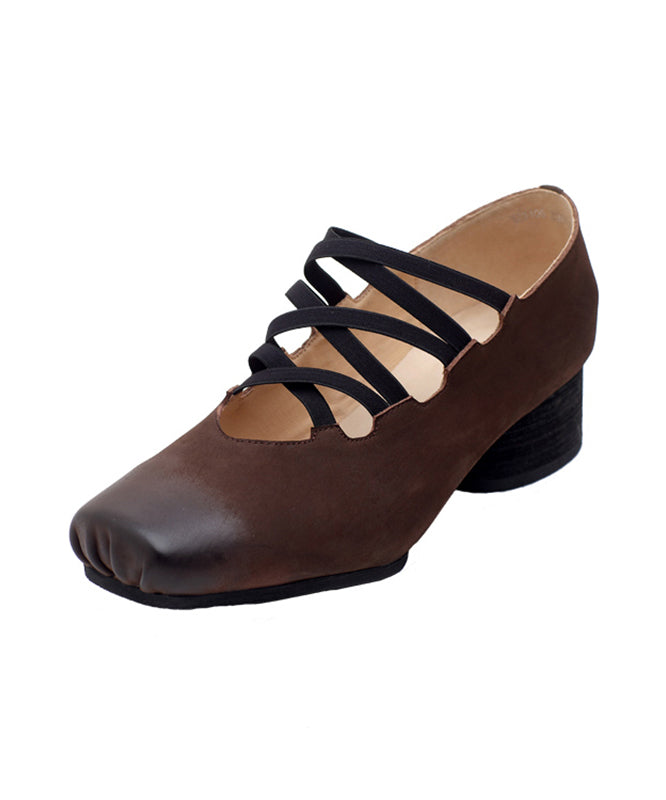 Effortlessly Elegant Heels with a Timeless Design