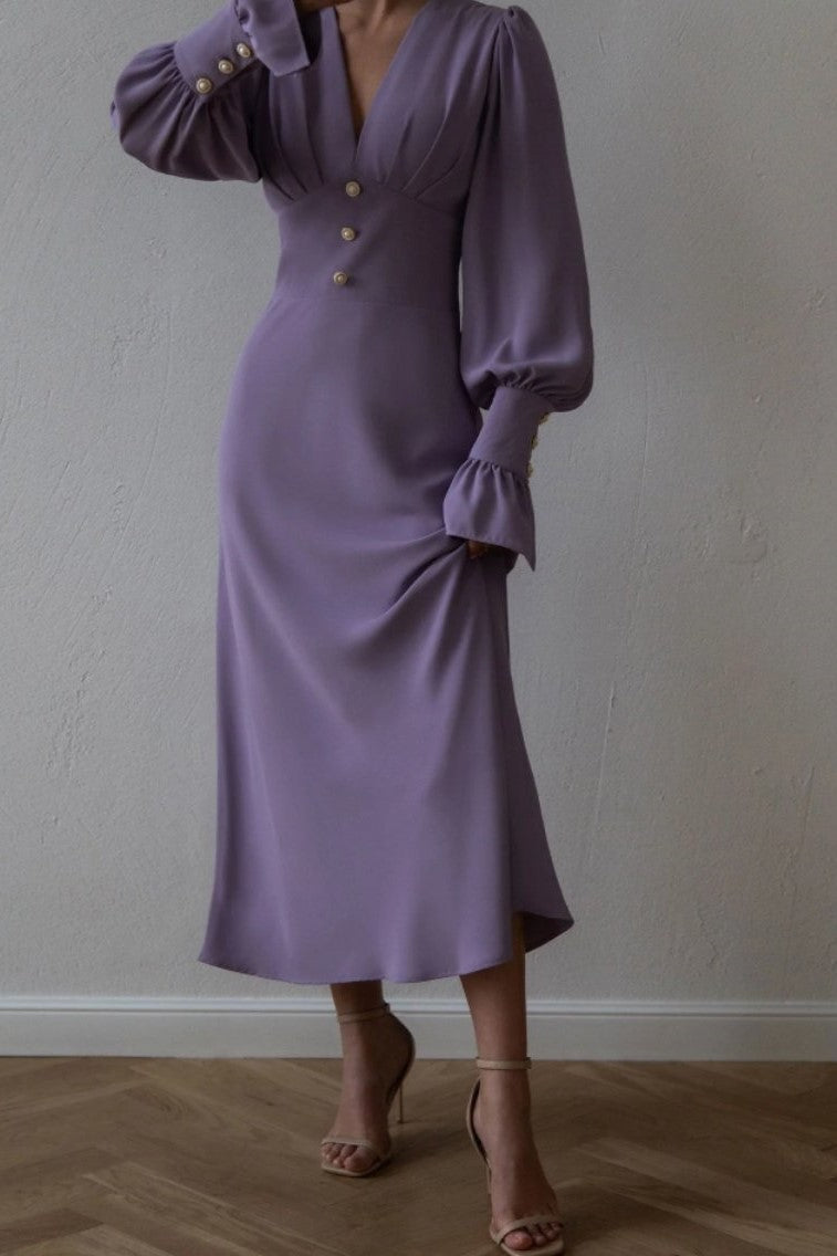 Classic Vintage & Enduringly Stylish Dress