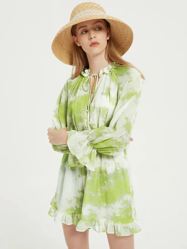 Well Tailored Dress with a Graceful Silhouette
