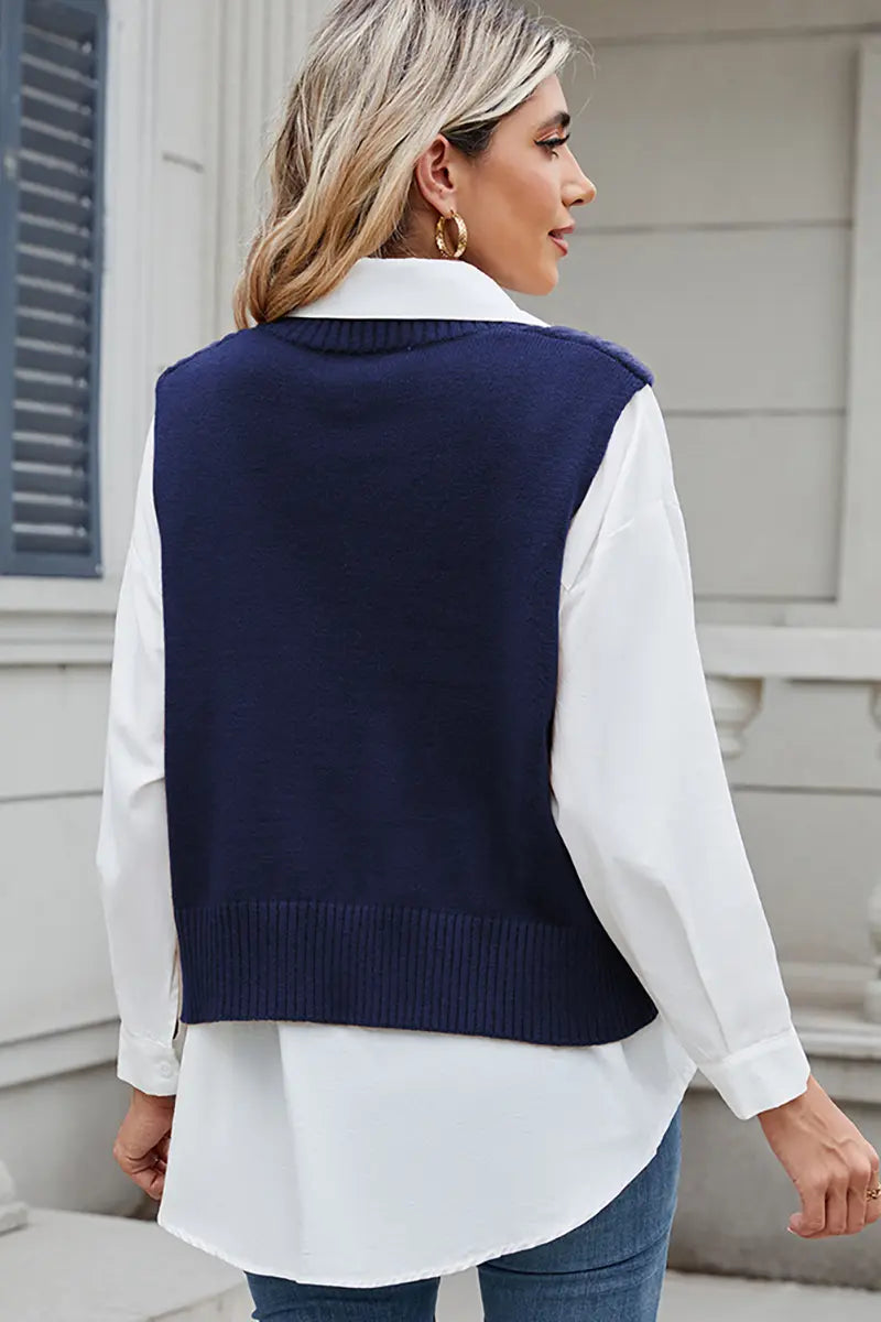 Effortlessly Elegant Sweater with a Timeless Design