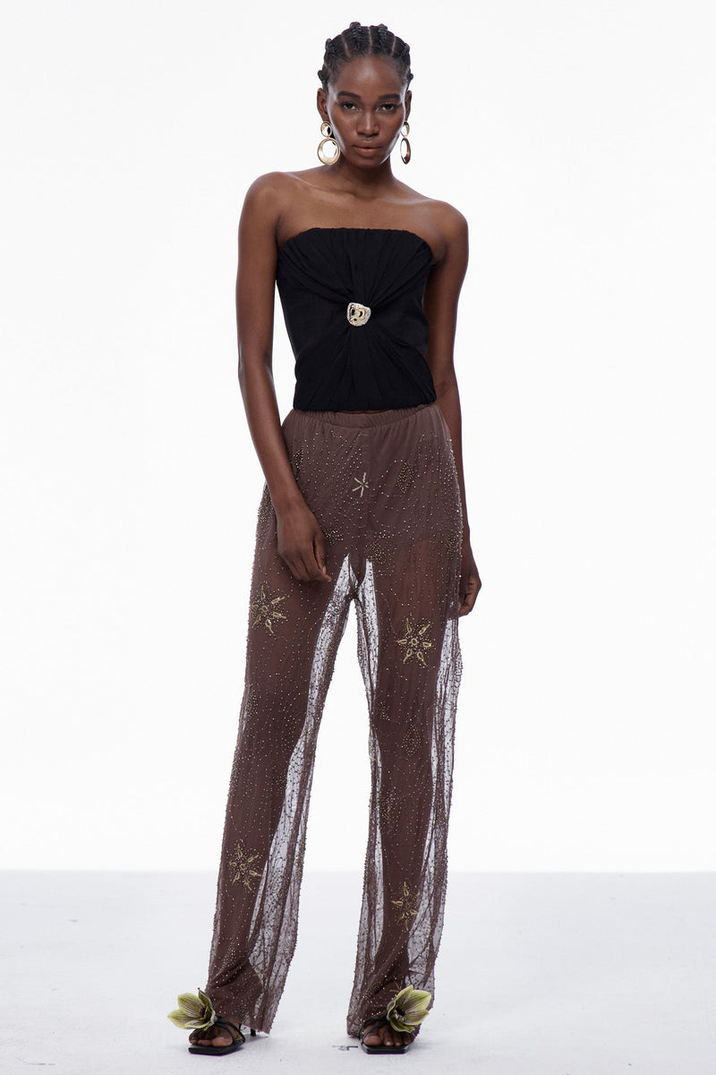Classic Vintage Pants with a Flattering Fit