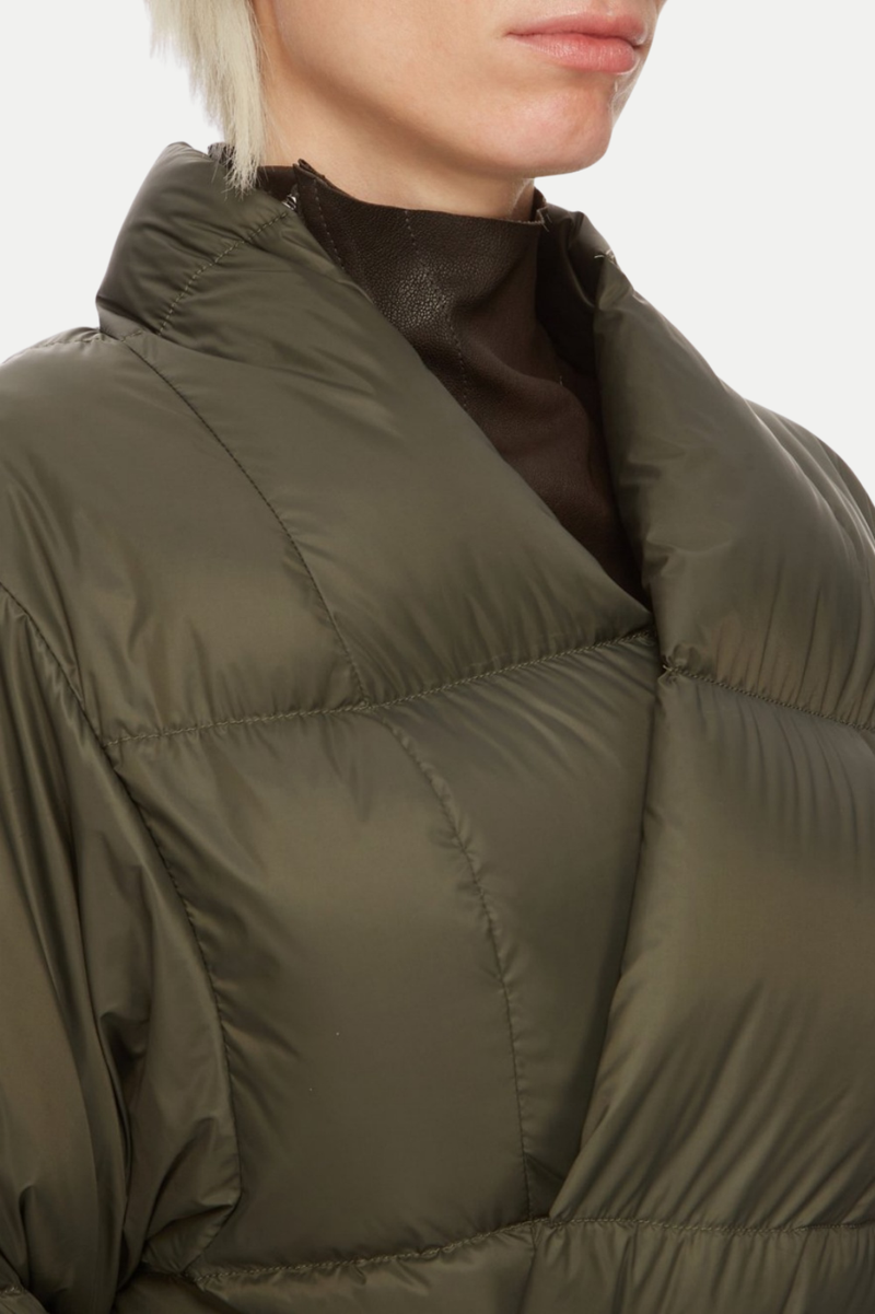 Beautifully Crafted Jacket in a Classic Style