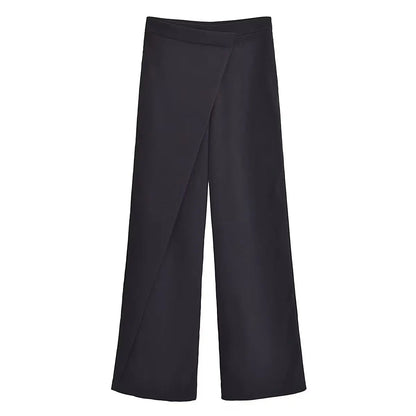 Classic Vintage Pants with a Flattering Fit