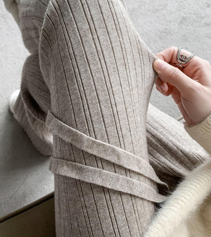 Gracefully Styled Pants for Any Occasion