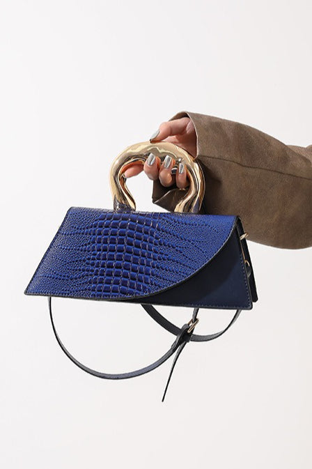 Sophisticated Bag with a Clean Classic Look