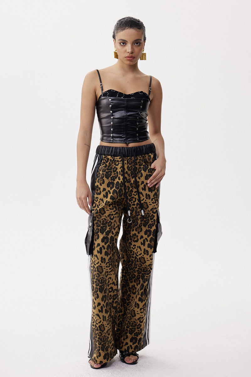 Beautifully Finished Garment in a Timeless Design