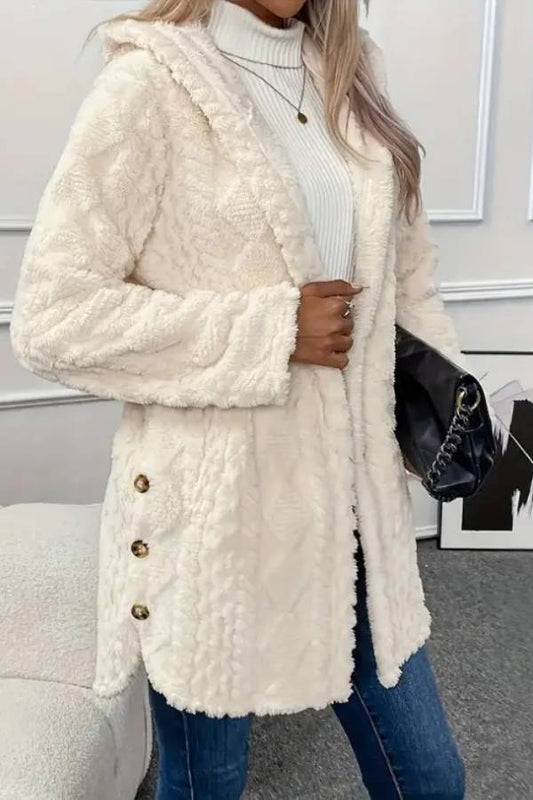 Well Tailored Coat with a Graceful Silhouette