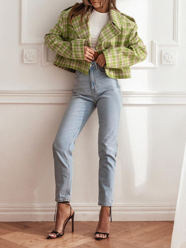 Well Tailored Jacket with a Graceful Silhouette