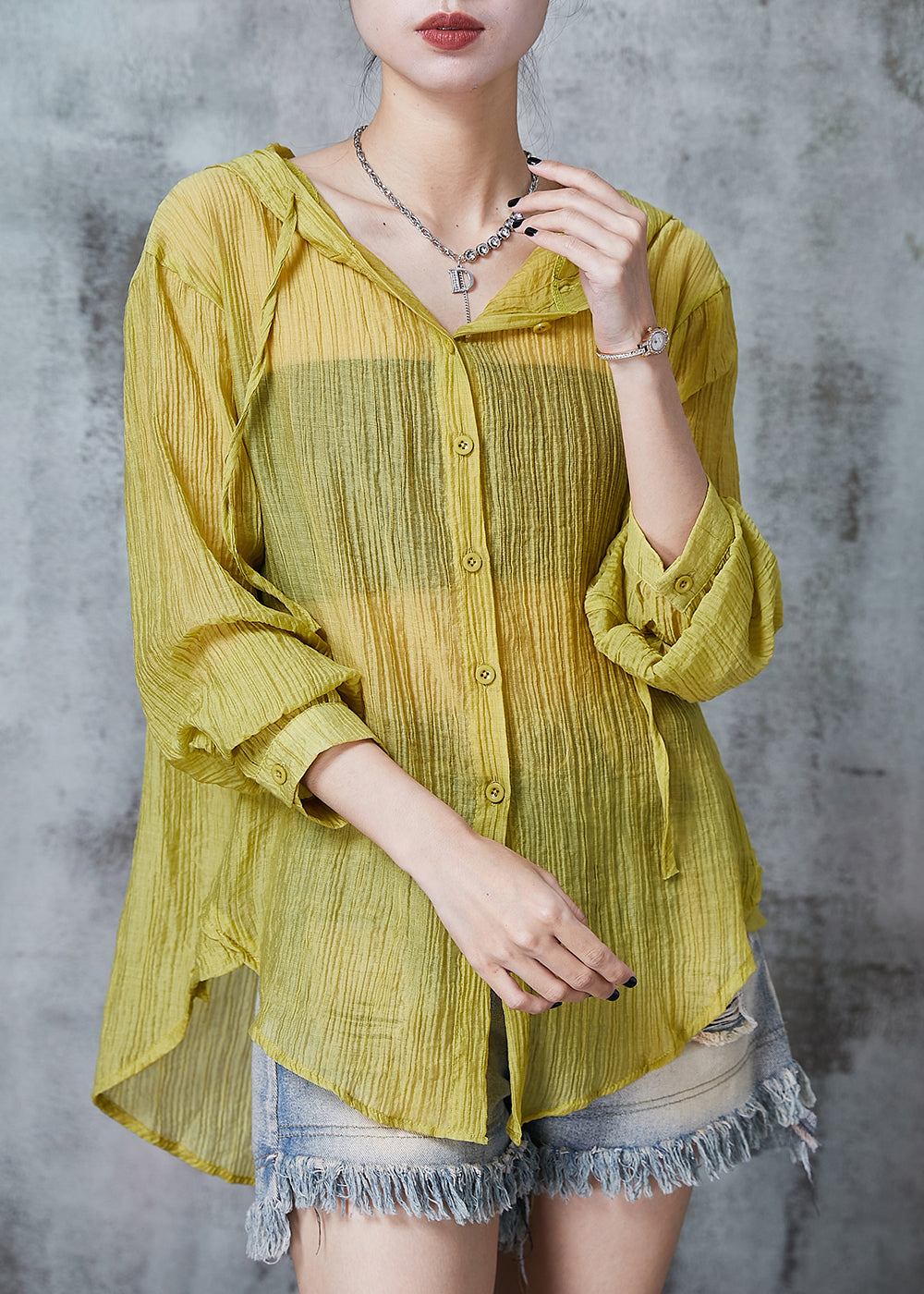 Elegantly Styled Blouse for Everyday Wear