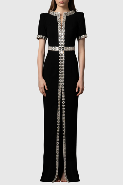 Sophisticated Dress with a Clean Classic Look